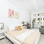 Rentero Two Bedroom In - Two Bathroom - Parking
