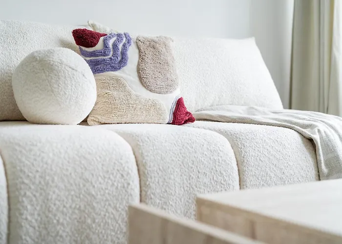 Rentero Two Bedroom In - Two Bathroom - Parking * 布拉格