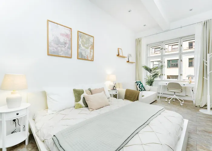 Rentero Two Bedroom In - Two Bathroom - Parking 公寓 *