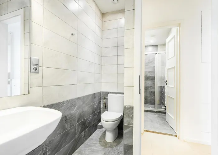 Rentero Two Bedroom In - Two Bathroom - Parking 公寓 *