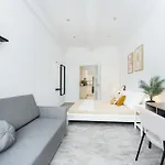 Lejlighed Rentero Two Bedroom In - Two Bathroom - Parking *